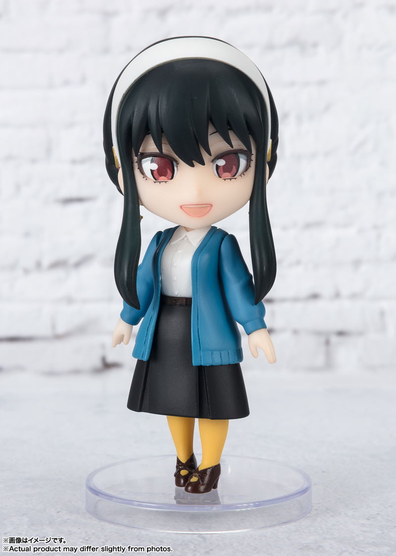 Figuarts Mini Spy x Family: Yor Forger -Odekeke Coordinate- image 3