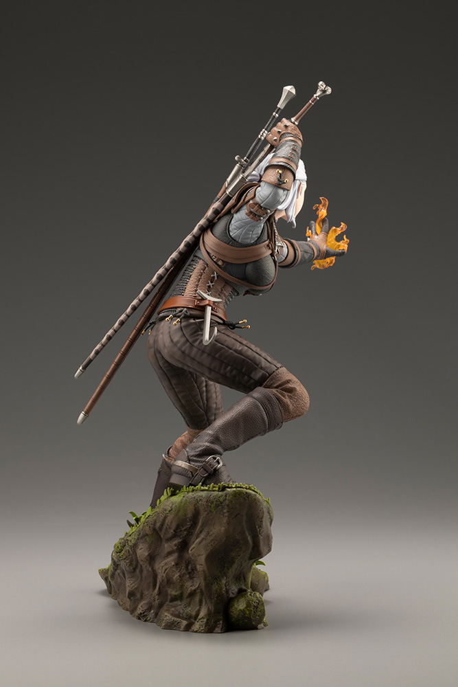The Witcher 1/7 Scale Pre-Painted Figure: The Witcher Bishoujo Geralt image 5