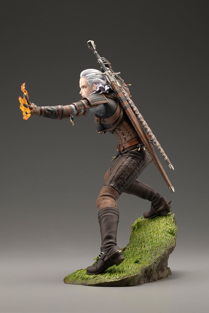 The Witcher 1/7 Scale Pre-Painted Figure: The Witcher Bishoujo Geralt image 8