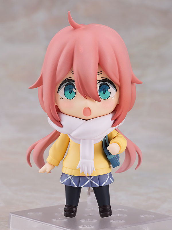 Nendoroid No. 2189 Yuru Camp: Kagamihara Nadeshiko School Uniform Ver. image 2
