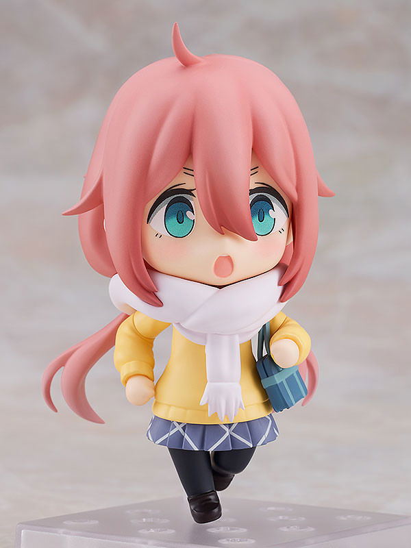 Nendoroid No. 2189 Yuru Camp: Kagamihara Nadeshiko School Uniform Ver. image 3