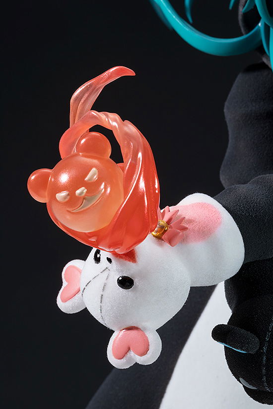 Kuma Kuma Kuma Bear Punch! 1/7 Scale Pre-Painted Figure: Yuna image 12