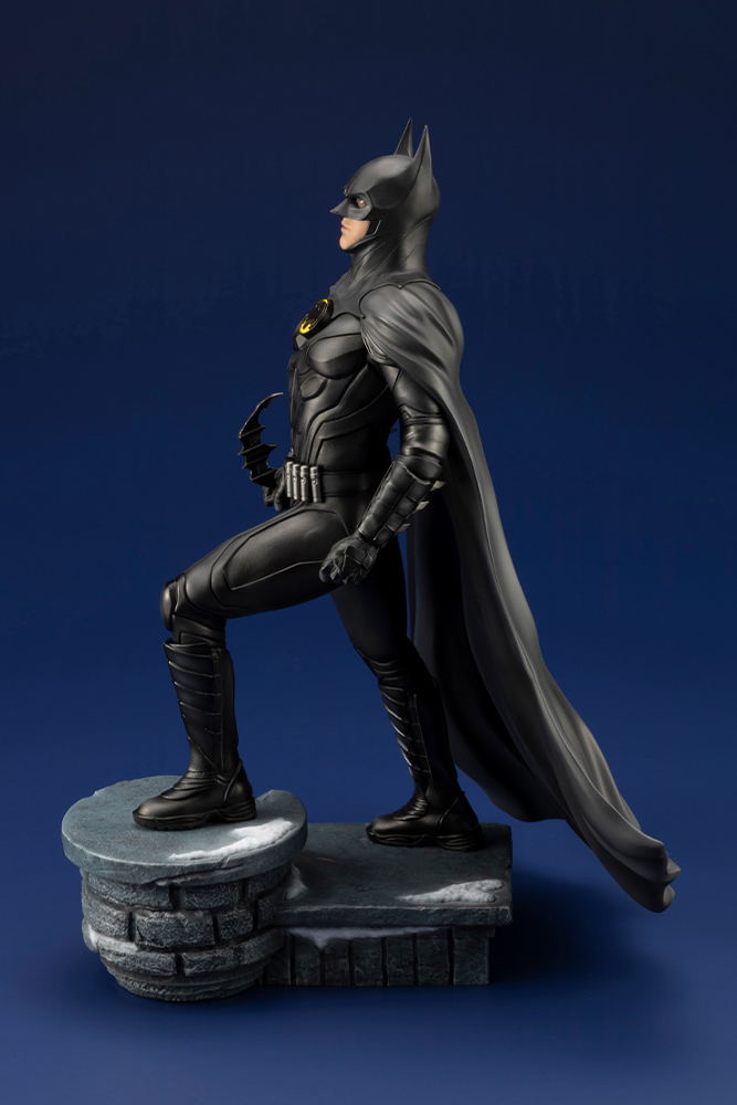 ARTFX The Flash 1/6 Scale Pre-Painted Figure: Batman -The Flash- image 5