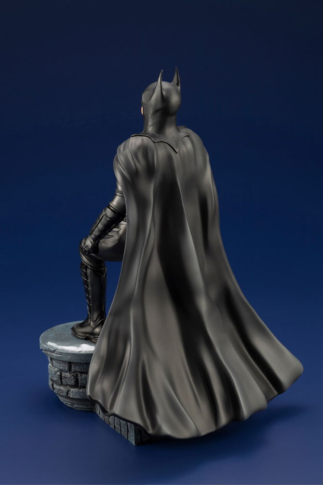 ARTFX The Flash 1/6 Scale Pre-Painted Figure: Batman -The Flash- image 6