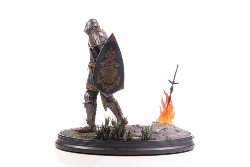 Dark Souls Painted Statue: Elite Knight Exploration Edition image 2
