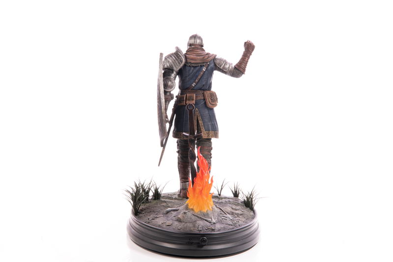 Dark Souls Painted Statue: Elite Knight Exploration Edition image 4