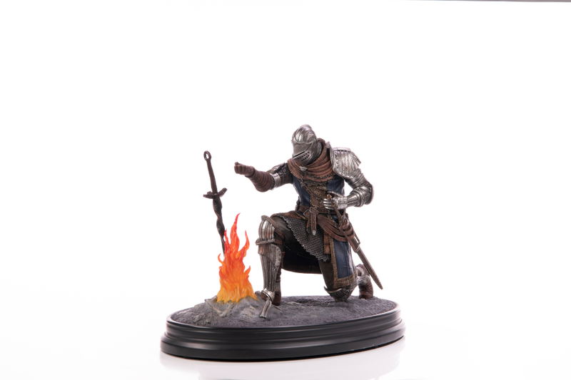 Dark Souls Painted Statue: Elite Knight Humanity Restored Edition image 1