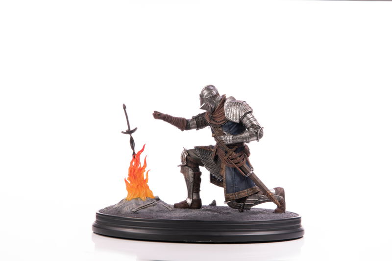 Dark Souls Painted Statue: Elite Knight Humanity Restored Edition image 2