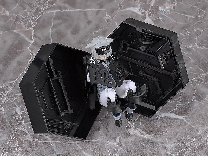 Chitocerium 1/1 Scale Plastic Model Kit: VI-Carbonia Graphites image 9
