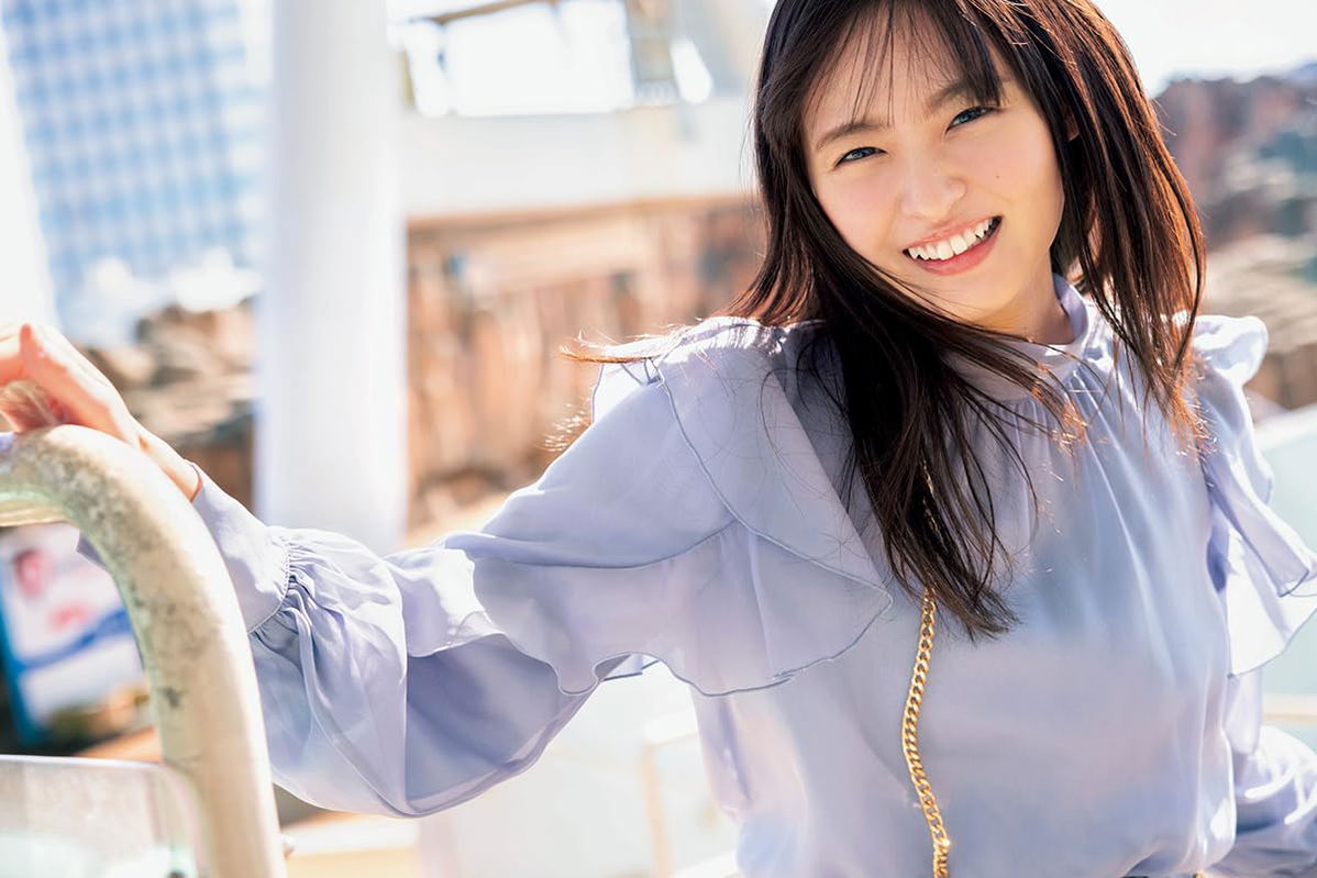 Endo Sakura Nogizaka46 photobook sampul