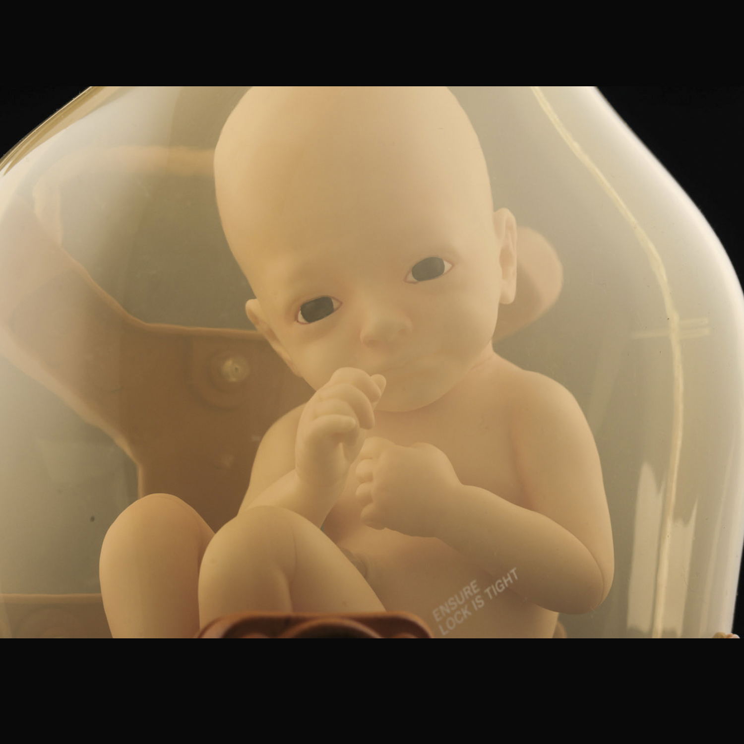 1/1 Scale Death Stranding BBPOD LIKE Ver.