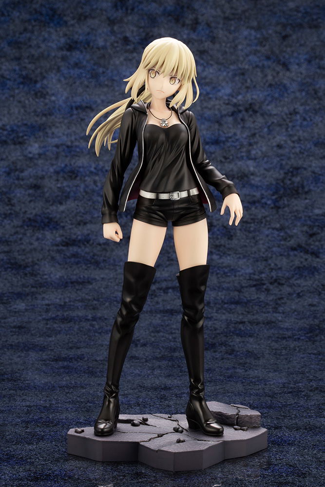Fate/Grand Order 1/7 Scale Pre-Painted Figure: Saber / Altria Pendragon (Alter) Casual Outfit Ver. (Re-run) image 3
