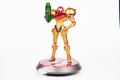 Metroid Prime PVC Statue: Samus Varia Suit [Collector's Edition] thumbnail 1
