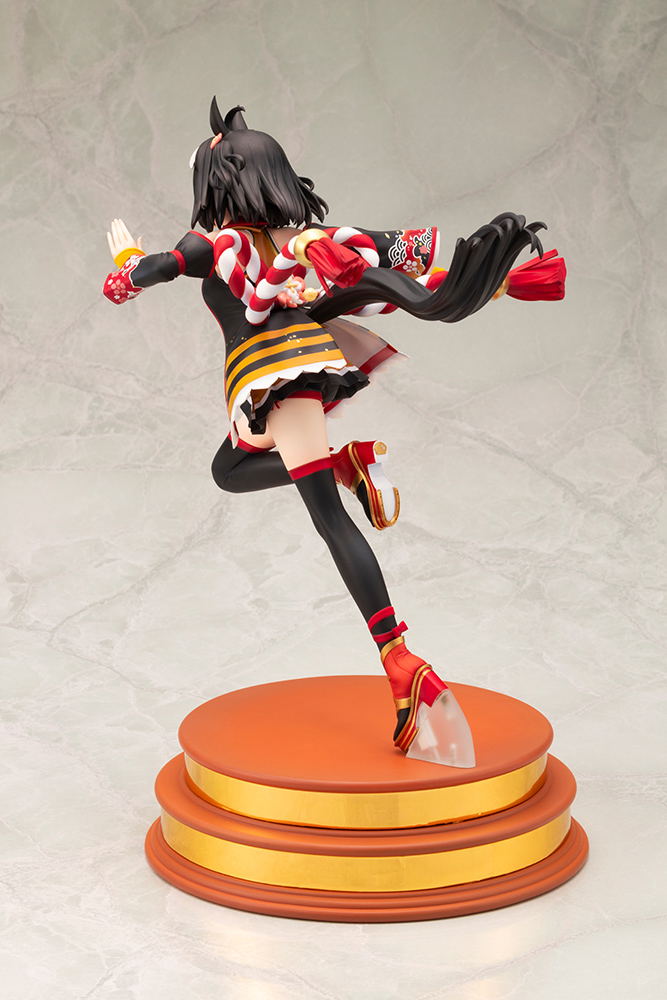 Uma Musume Pretty Derby 1/7 Scale Pre-Painted Figure: (Outrunning the Encroaching Heat) Kitasan Black image 4