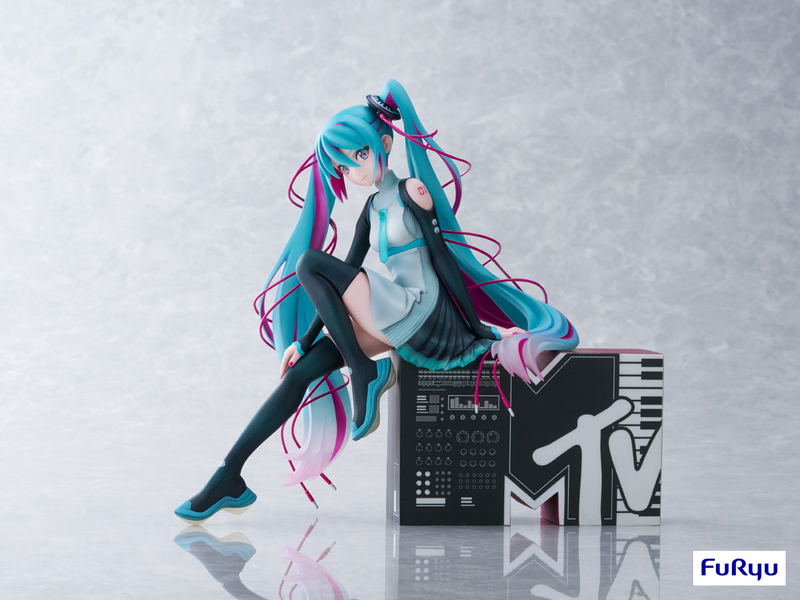 Hatsune Miku x MTV 1/7 Scale Pre-Painted Figure image 2