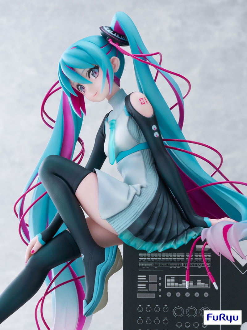 Hatsune Miku x MTV 1/7 Scale Pre-Painted Figure image 7