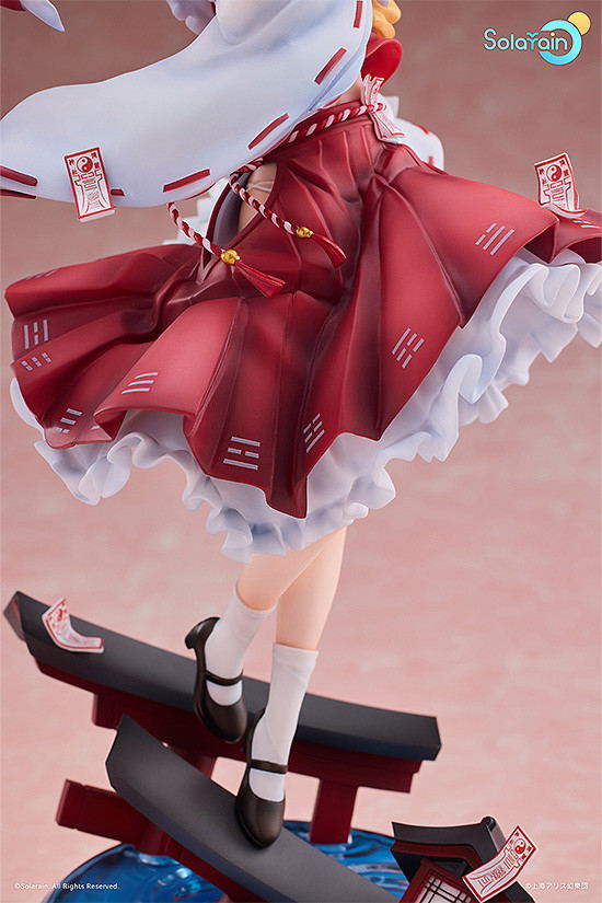 Touhou Project 1/7 Scale Pre-Painted Figure: Reimu Hakurei Wonderful Shrine Maiden of Paradise Ver. [GSC Online Shop Exclusive Ver.] image 7