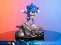 Sonic the Hedgehog 2 Resin Statue: Sonic Standoff [Standard Edition] thumbnail 16