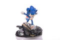 Sonic the Hedgehog 2 Resin Statue: Sonic Standoff [Standard Edition] thumbnail 8