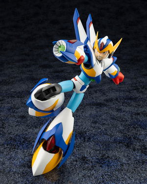 Mega Man X 1/12 Scale Plastic Model Kit: Falcon Armor_