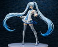 Character Vocal Series 01 Hatsune Miku 1/4 Scale Pre-Painted Figure: Snow Miku (Re-run) thumbnail 2