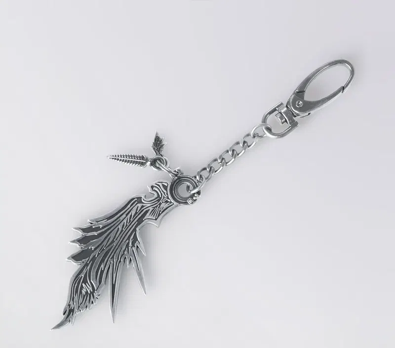 Final Fantasy VII Key Chain Sephiroth (Re-run) image 1