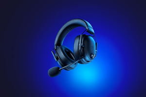 Razer BlackShark V2 HyperSpeed Wireless Ultra-Lightweight Esports Headset_