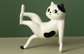 Shitauke no Neko Bicolor Cat thumbnail 3