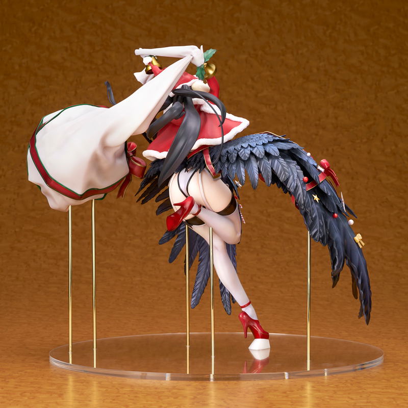 Overlord 1/8 Scale Pre-Painted Figure: Albedo Pure White Santa Ver. image 7