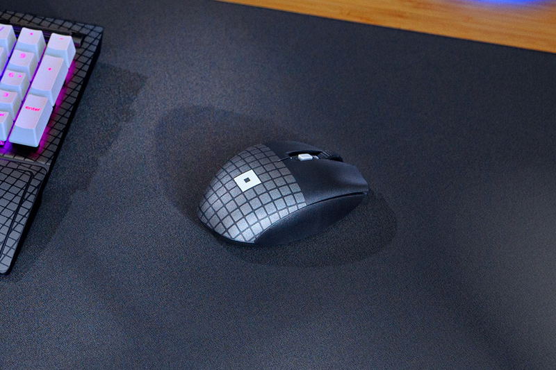 Razer Orochi V2 Roblox Edition image 8