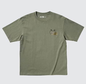 UT Capcom 40th Monster Hunter Graphic T-Shirt (Olive | Size M)_