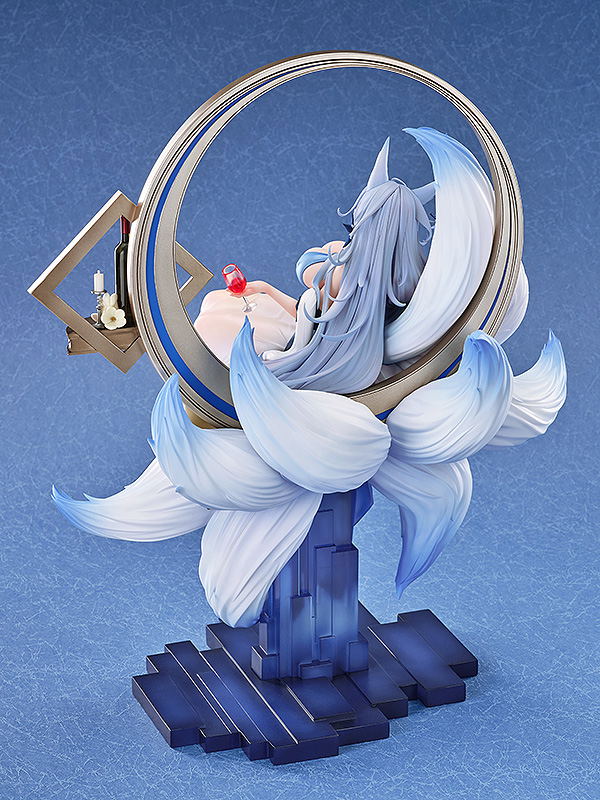 Azur Lane 1/7 Scale Pre-Painted Figure: Shinano Dreams of The Hazy Moon image 5