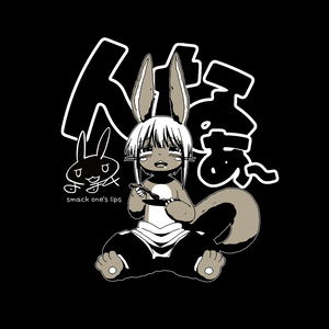 Made In Abyss: The Golden City Of The Scorching Sun - Original Illustration Nanachi Mogumogu T-shirt (Black | Size M)_