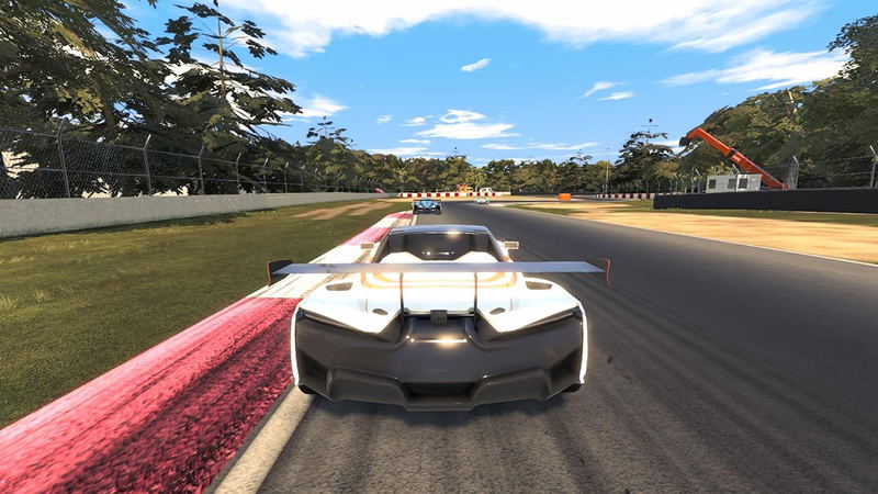 Hot Lap Racing image 2