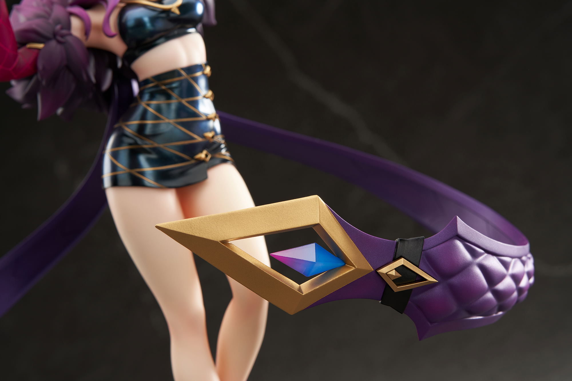 League of Legends 1/7 Scale Pre-Painted Figure: K/DA Evelynn