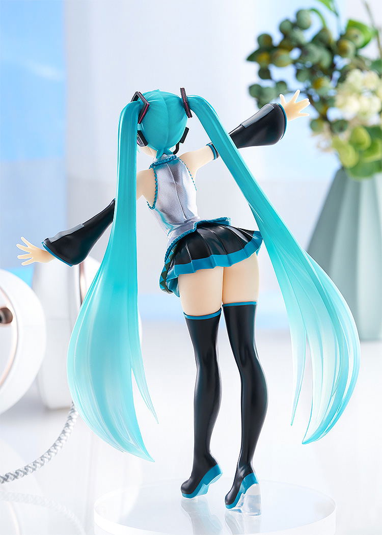 Character Vocal Series 01 Hatsune Miku: Pop Up Parade Hatsune Miku Translucent Color Ver. image 6