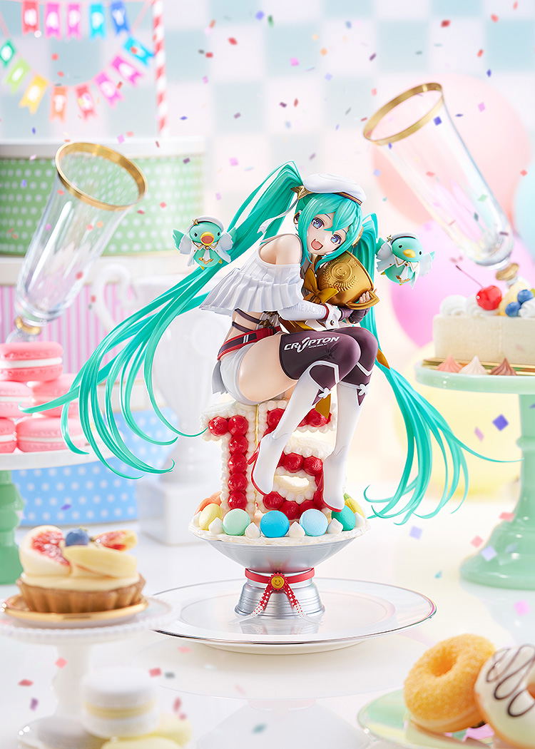 Hatsune Miku GT Project 1/6 Scale Pre-Painted Figure: Racing Miku 2023 15th Anniversary Ver. image 5
