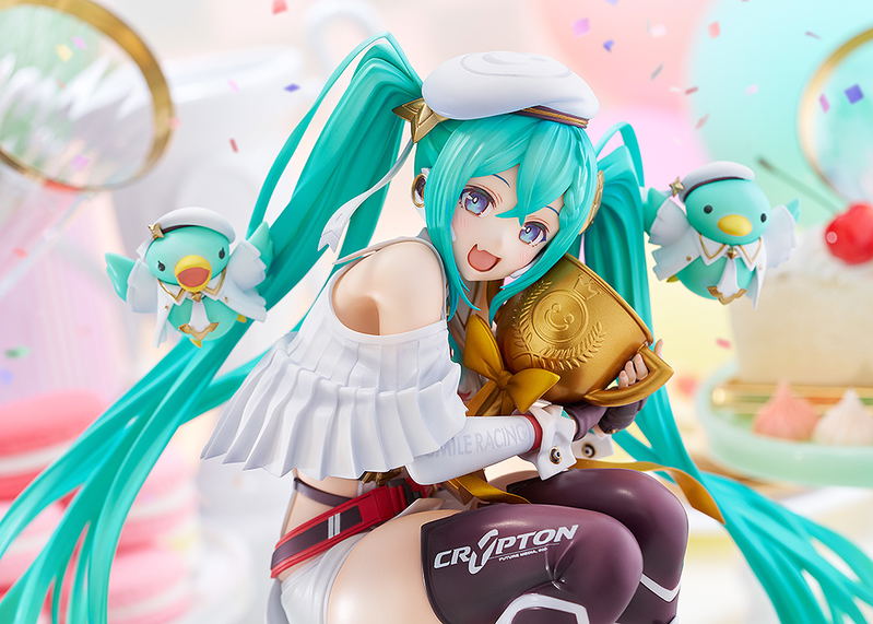 Hatsune Miku GT Project 1/6 Scale Pre-Painted Figure: Racing Miku 2023 15th Anniversary Ver. image 6