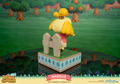 Animal Crossing New Horizons PVC Statue: Isabelle [Standard Edition] thumbnail 15