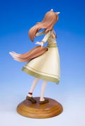Spice and Wolf Merchant Meets the Wise Wolf 1/8 Scale Pre-Painted Figure: Holo Renewal Package Ver. thumbnail 5