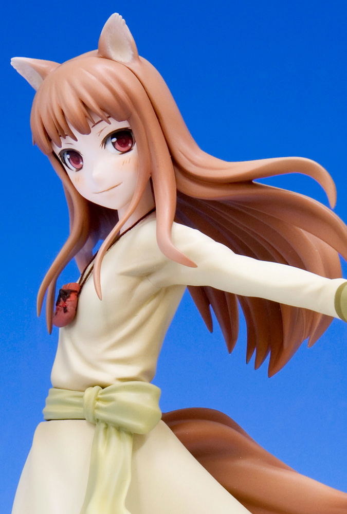 Spice and Wolf Merchant Meets the Wise Wolf 1/8 Scale Pre-Painted Figure: Holo Renewal Package Ver. image 6