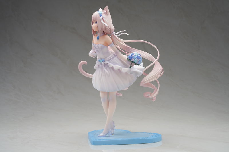 Nekopara 1/7 Scale Pre-Painted Figure: Vanilla Dream of Eden Ver. image 1