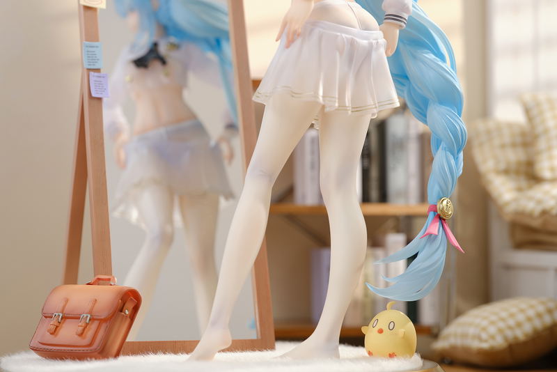 Azur Lane 1/7 Scale Pre-Painted Figure: Janus Fear of Changing Clothes Ver. image 13