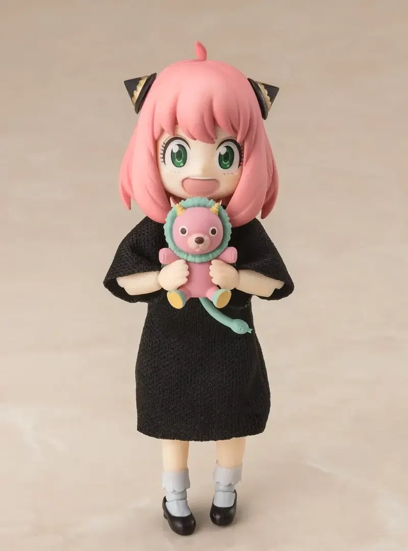 S.H.Figuarts Spy x Family: Anya Forger -Casual Outfit Ver.- image 2
