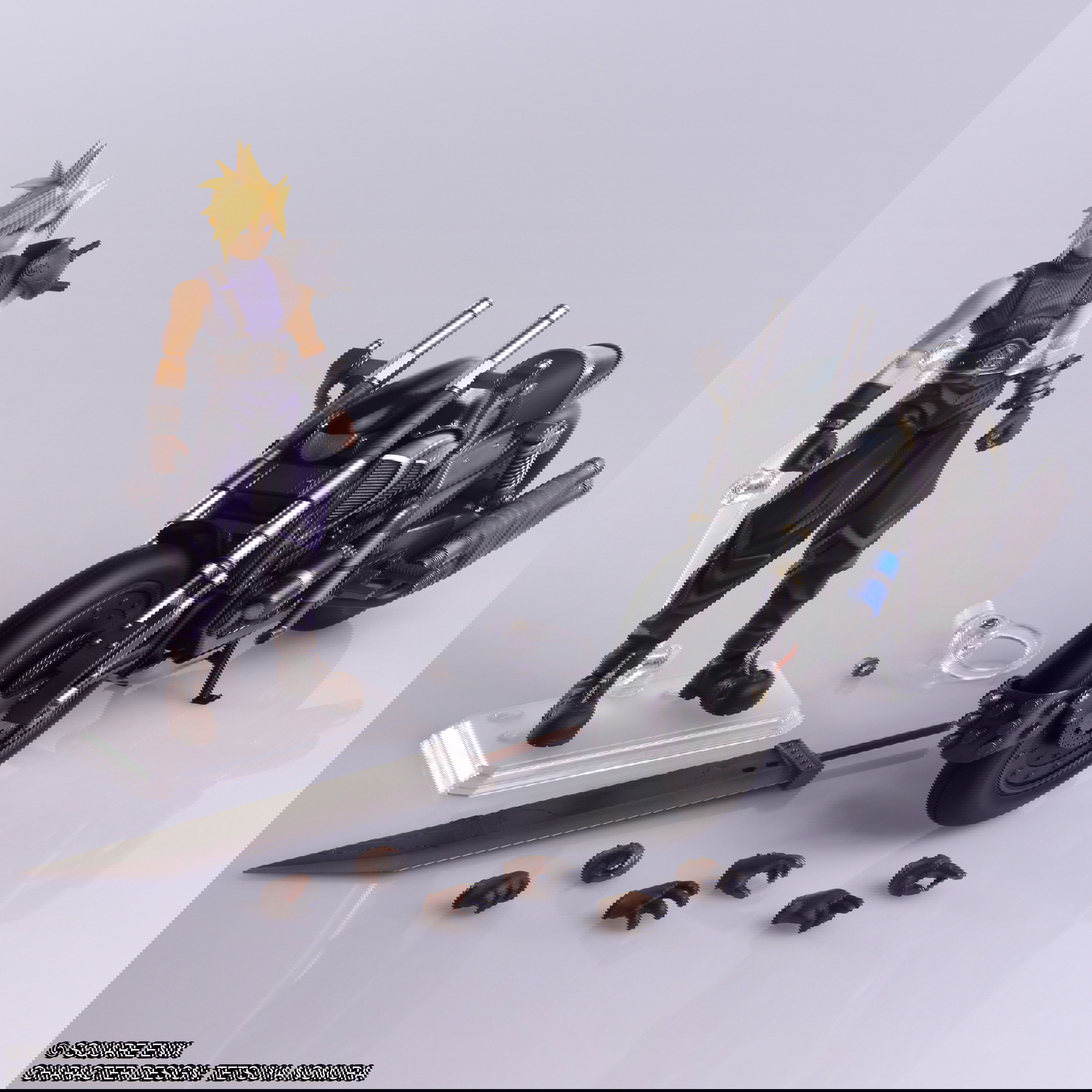 Final Fantasy VII Bring Arts: Cloud Strife & Hardy Daytona