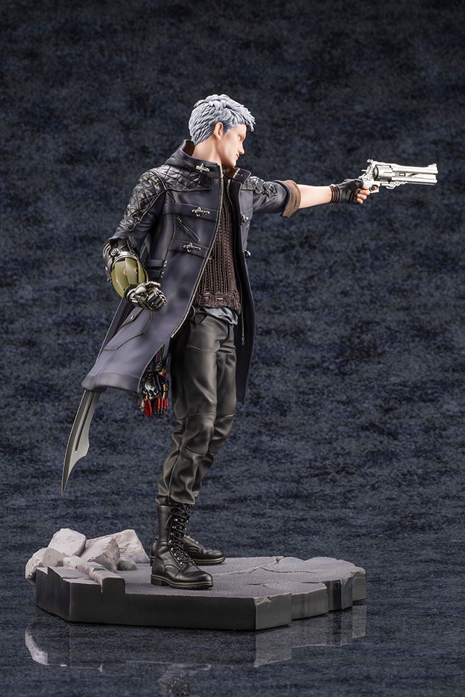 ARTFX J Devil May Cry 5 1/8 Scale Pre-Painted Figure: Nero (Re-run) image 8