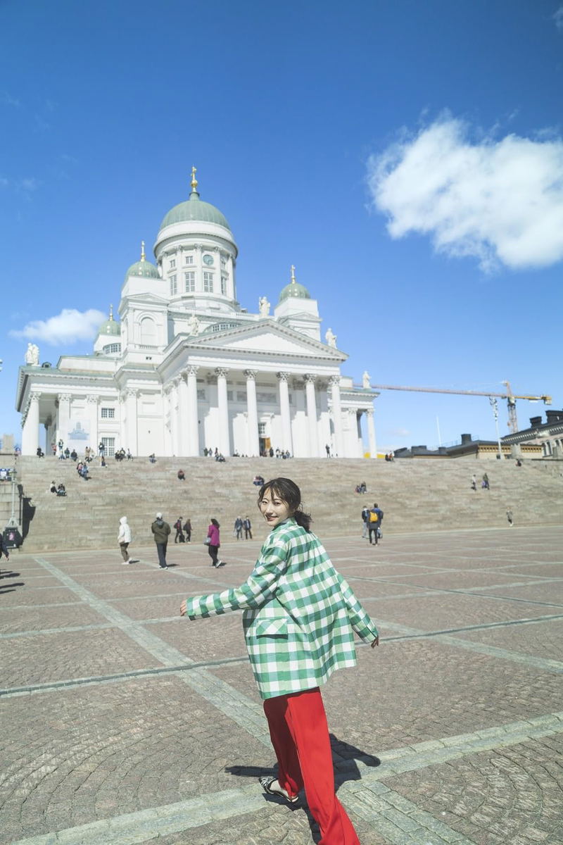 Takeda Rena 10th Anniversary Photo Book: SISU Special Edition image 7