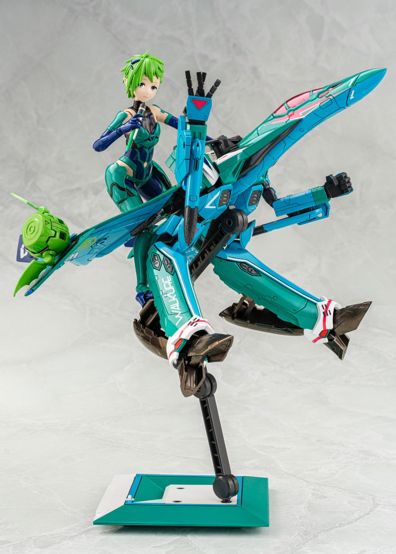 V.F.G. Macross Delta Plastic Model Kit: VF-31A Kairos Reina Prowler image 12