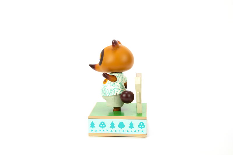 Animal Crossing New Horizons PVC Statue: Tom Nook [Standard Edition] image 3