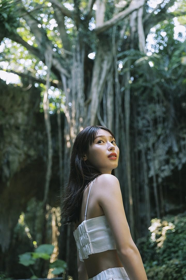 Sei Shiraishi Photo Book: Unveil image 6